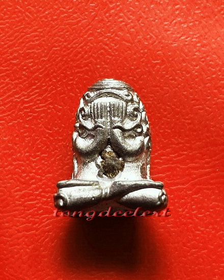 พระปิดตายันต์ยุ่ง หลวงพ่อนารถ วัดศรีโลหะราษฎร์บำรุง จ.กาญจนบุรี องค์นี้จิ๋วแต่แจ๋วค่ะ