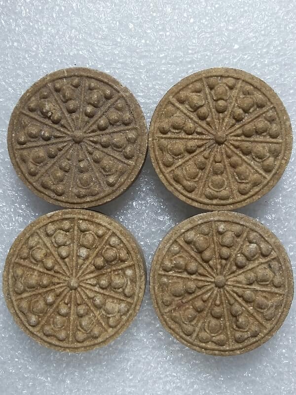 พระงบน้ำอ้อยหลวงพ่อโทน วัดเขาน้อยคีรีวัน ชลบุรี 4 องค์ เคาะเดียวครับ