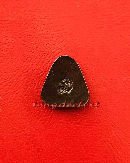 พระปิดตาหลังยันต์นะองค์จิ๋ว หลวงปู่ดี วัดเทวสังฆาราม(วัดเหนือ) จ.กาญจนบุรี สวยมากค่ะ