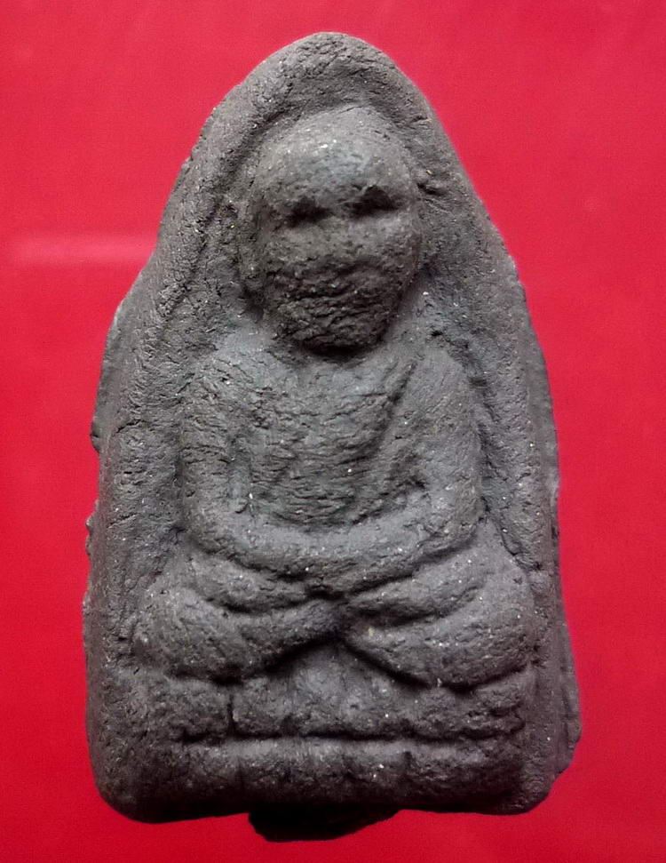 หลวงปู่ทวดเนื้อว่าน พิมพ์ใหญ่ พระอาจารย์นอง วัดทรายขาว จ.ปัตตานี "รุ่นมงคล ๕" จัดสร้างปี พ.ศ.๒๕๔๑