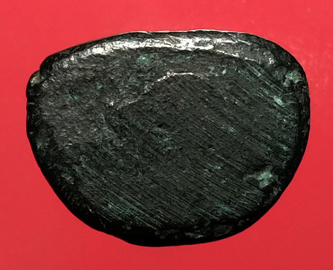 รูปหล่อหลวงพ่อเงินปืนเเตก 28 เศียรโตนิมเนื้อทองระฆังเก่า สวยเข้ม กรรมการอุลงครับ