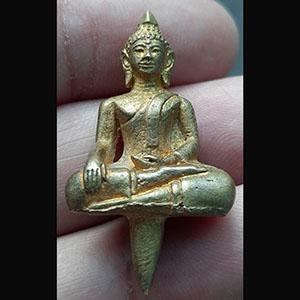 พระยอดธงหลวงพ่อขาว วัดหนองพยอม จ.พิษณุโลก