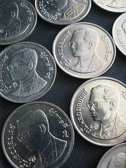 เหรียญขวัญถุง 1 บาท หลวงปู่คร่ำ วัดวังหว้า ปลุกเสกพร้อมรุ่นอุปถัมภ์ ปี2537