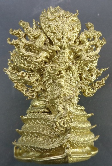 พระกริ่งพระศรีศากยมุณี นาคราชบัลลังก์ วัดพระธาตุพนมวรมหาวิหาร จ.นครพนม เนื้อชนวนมวลสาร สวยครับ