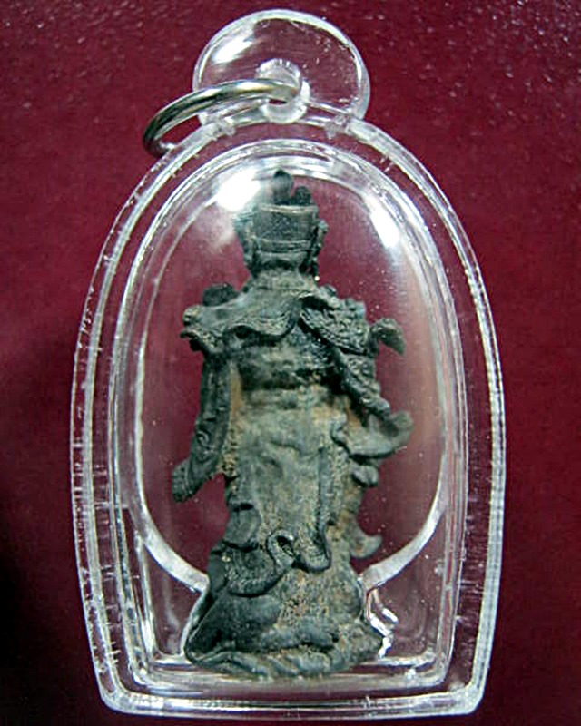 รูปหล่อเทพเจ้าจีน