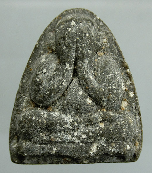 พระปิดตารุ่นแรก หลวงพ่ออบ วัดถ้ำแก้ว เพชรบุรี ปี16