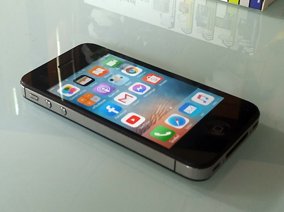 iPhone4s 32GB สีดำ สภาพนางฟ้า ศูนย์ไทย โมเดลTH ไม่ติดล็อด รีเซ็ทได้