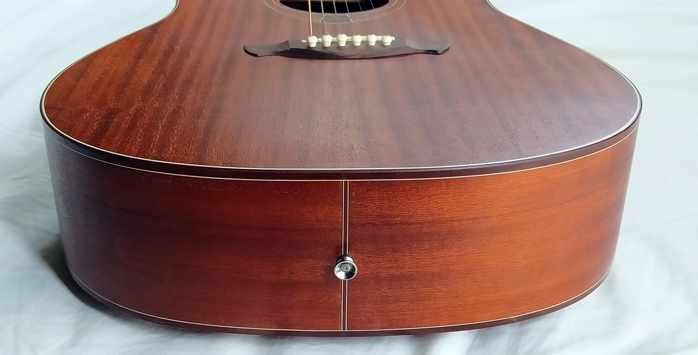 กีตาร์ Martinlee L4114c ไม้มะฮอกกานีเคลือบด้านทั้งตัว ลายไม้สวยมาก คอบางกระชับมือ เล่นง่าย