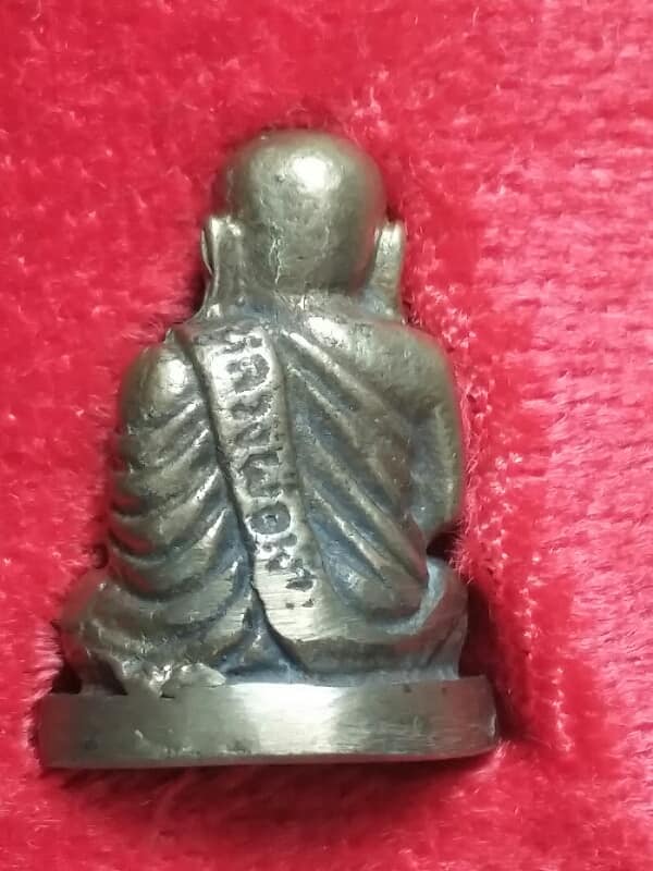 รูปหล่อหลวงพ่อเงิน วัดบางคลาน พิจิตร ไม่ทราบปีสร้าง +กล่อง เคาะเดียวครับ 
