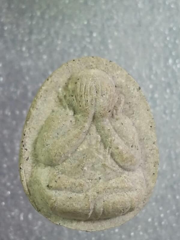 พระปิดตามหาเศษรฐี ผสมไม้ช่อฟ้าวัดระฆัง   วัดเจ้าอาม ปี35 พิธีใหญ่     เคาะเดียวครับ