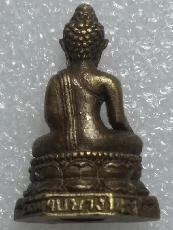 รูปหล่ออุดกริ่งพระพุทธสิงหืหนึ่ง วัดมาบยางพร ปลวกแดง ระยอง เคาะเดียวครับ