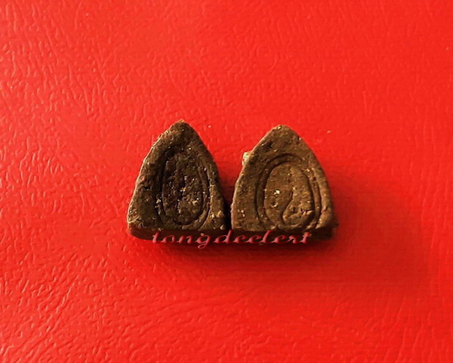 พระปิดตากิมจ๊อ หลวงพ่ออุตตมะ วัดวังก์วิเวการาม จ.กาญจนบุรี เนื้อว่าน พิมพ์จิ๋ว หายาก สวยมากค่ะ