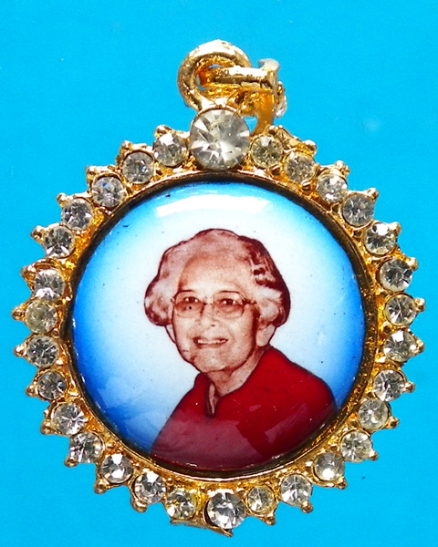 ล็อกเก็ต สมเด็จย่า