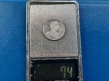 เหรียญสองสลึง ร.6 ปีแรก 2458 เนื้อเงิน น้ำหนัก 7.4 กรัม สวย เดิมๆ