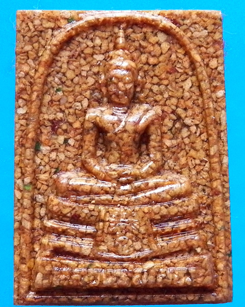 พระผงเนื้อกระเบื้องหลังคาโบสถ์ หลวงพ่อโสธร