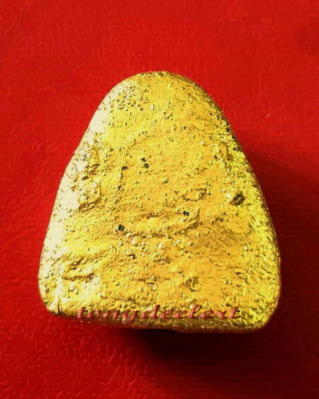 พระปิดตา หลวงพ่อเล็ก วัดสันติคิรีศรีบรมธาตุ(วัดเขาดิน) จ.กาญจนบุรี พิมพ์กรรมการปิดทองเดิม สวยมากค่ะ