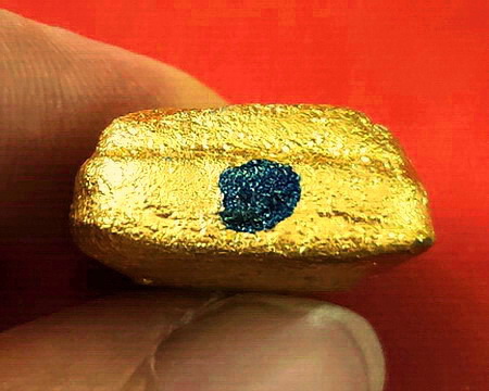 พระปิดตา หลวงพ่อเล็ก วัดสันติคิรีศรีบรมธาตุ(วัดเขาดิน) จ.กาญจนบุรี พิมพ์กรรมการปิดทองเดิม สวยมากค่ะ