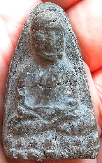 *หลวงปู่ทวด พิมพ์ใหญ่ ซุ้มมน เนื้อเทาลังเม้ง วัดประสาทบุญญาวาส ปี๒๕๐๖*