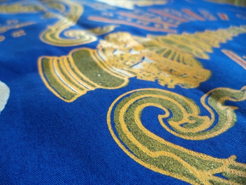  ผ้ายันต์ ไตรมาส 94 สีน้ำเงิน รุ่นรวยสมใจนึก หลวงพ่อรวย วัดตะโก อยุธยา  