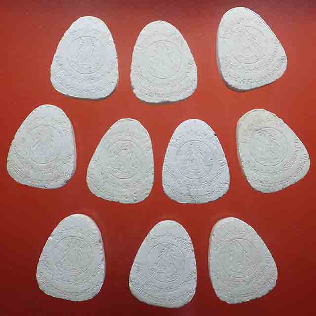 ***10องค์สุดคุ้ม***พระปิดตา หลวงพ่อคูณปริสุทโธ วัดบ้านไร่ รุ่นกูคูณศรีสองรักให้รวย ปี2536 