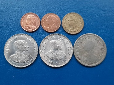 เหรียญกษาปณ์ ไทย รวม 6 เหรียญ