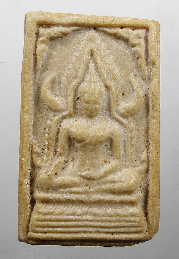 100บาท...พระพุทธชินราช เนื้อผงน้ำมัน หลวงพ่อรวย วัดตะโก...21