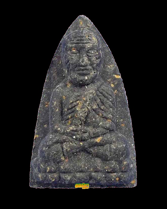 หลวงพ่อทวด เนื้อว่าน พิมพ์เตารีด หลังเจดีย์ทองแดง รุ่นพระธาตุเจดีย์ ปี 2549