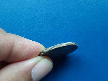 เหรียญ สองสลึงจุด ร.6 ปี 2462. เนื้อเงิน ตัวติด หายาก น้ำหนัก 7.6 กรัม ผิวเดิม สวย เห็นหู-ตา ช้างชัด