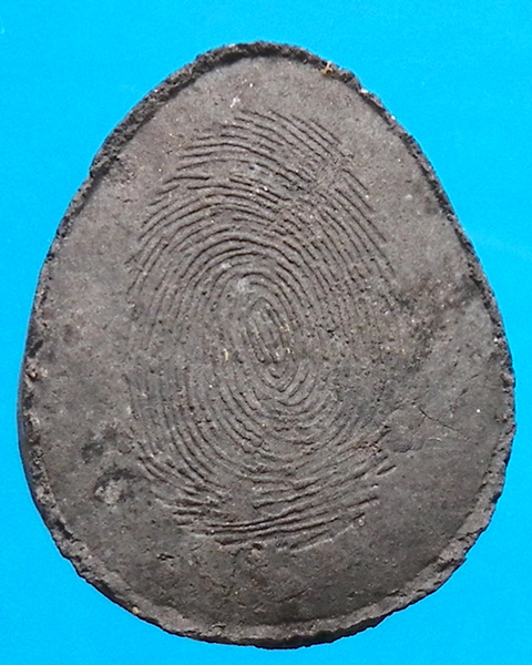 หลวงพ่อทวด วัดช้างให้ หลังลายนิ้วมือ ไม่ทราบที่