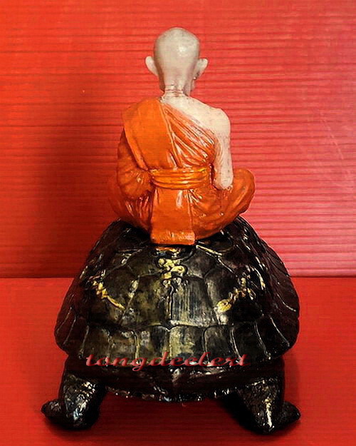 รูปเหมือนบูชาหลวงปู่หลิวนั่งเต่า วัดไร่แตงทอง เนื้อเรซิ่น หายาก สวยมากค่ะ
