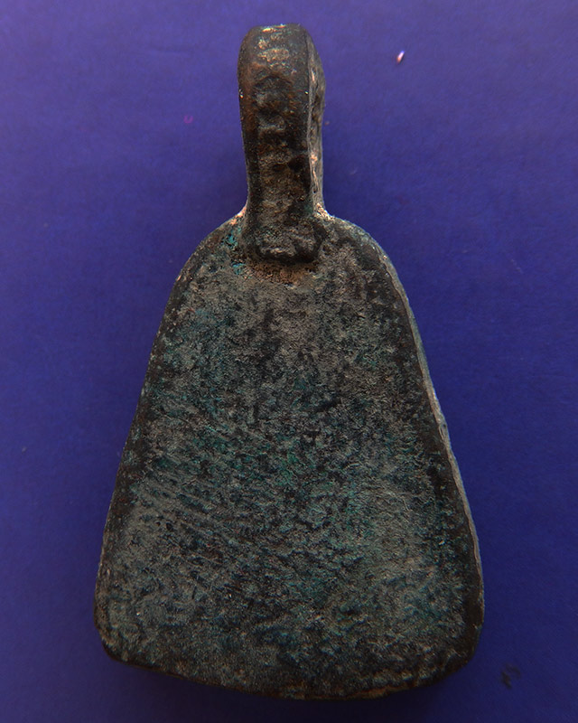 แท้จากวัด..4.เหรียญหล่อจอบใหญ่ หลวงพ่อเงิน รุ่นปืนแตก วัดคงคาราม (บางคลานใต้) พร้อมกล่องเดิม