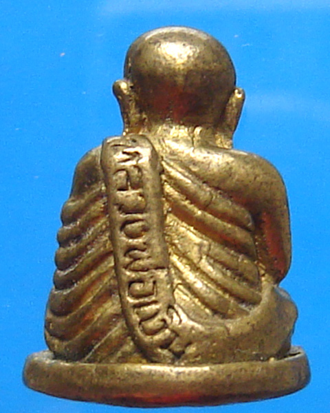 รูปหล่อหลวงพ่อเงิน วัดบางคลาน