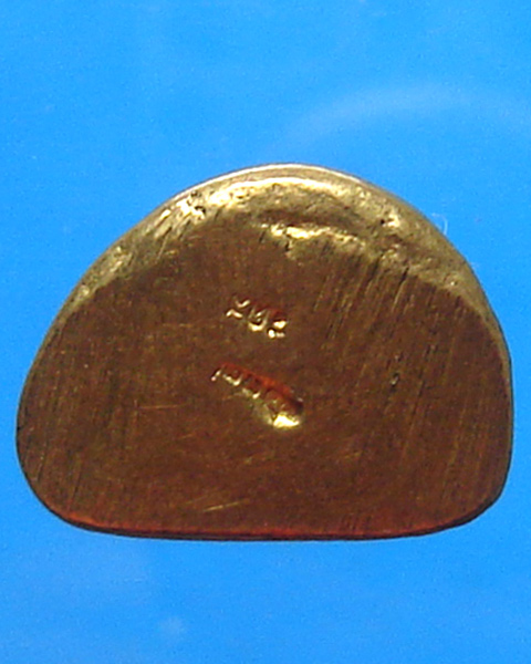 รูปหล่อหลวงพ่อเงิน วัดบางคลาน