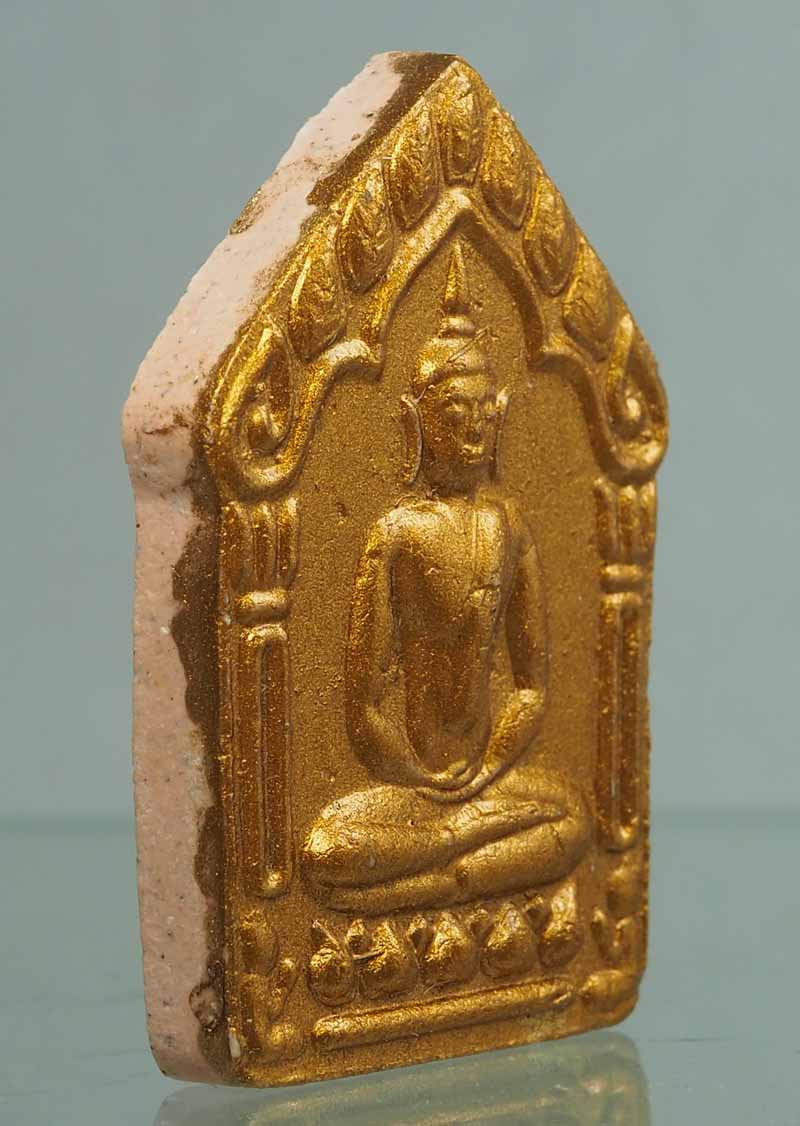 พระขุนแผนพรายกุมาร ปี46 เนื้อชมพู ทาทอง พิมพ์ใหญ่หลังตะกรุดเงินคู่ สวยงามตามภาพครับท่าน