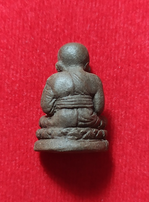 เคาะเดียว หลวงปู่ทวดลอยองค์ เนื้อว่าน วัดสะบ้าย้อย