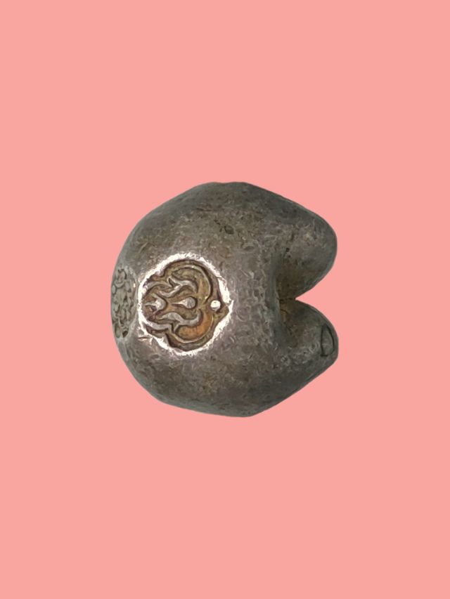 เงินพดด้วง ร.1 เนื้อเงินแท้ ตอกตราจักร-อุณาโลม ขนาด1บาท ตราชัดมาก หายากมาก พกไว้เป็นศิริมงคล และของส