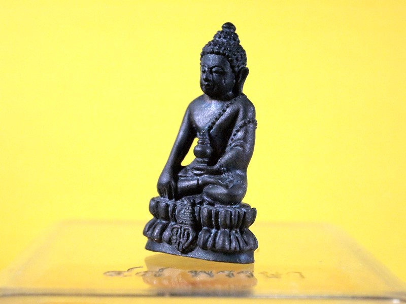 พระกริ่ง มวก. ๔๘ พรรษา เนื้อนวะ พร้อมกล่องเดิม