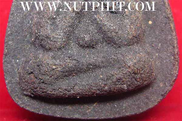 พระปิดตาหลวงปู่เฮี้ยง วัดป่าฯ พ.ศ.๒๕๐๕ พิมพ์หลังแบบ+บัตรรับรองพระแท้*24