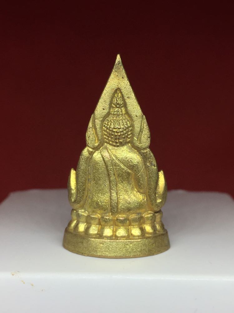 รูปหล่อพระพทธชินราชอินโดจีนย้อนยุค รุ่นเสาร์๕ เหลือกินเหลือใช้ ปี2553