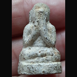 พระปิดตาไม่ทราบที่