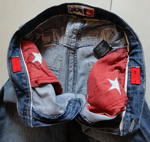 ยีนส์ขาสั้น QUIKSILVER ของแท้ ลูกเล่นดีไซน์ทั้งตัว อย่างแจ่ม QuikJean เอว29-30นิ้ว