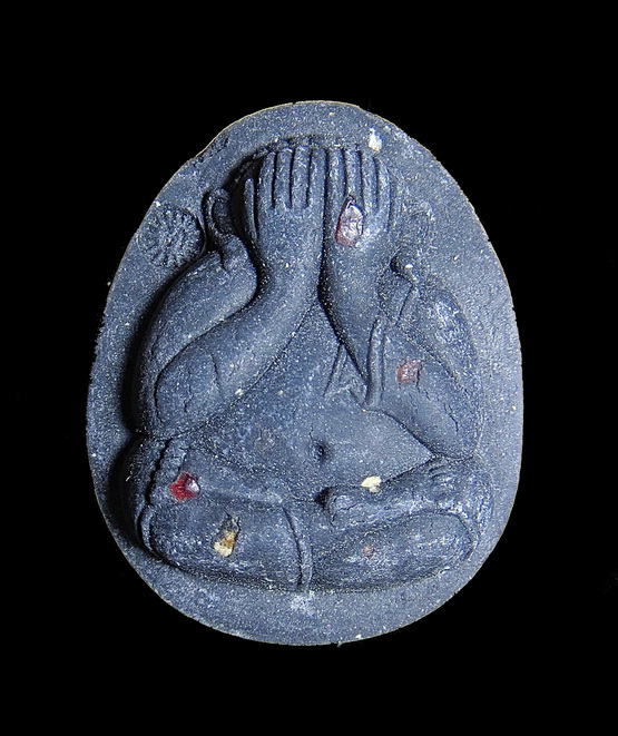 พระปิดตาจัมโบ้เงินล้าน หลวงพ่อทอง สุทฺธสีโล วัดบ้านไร่ เนื้อผงใบลาน ฝังพลอยเสก / กล่อง