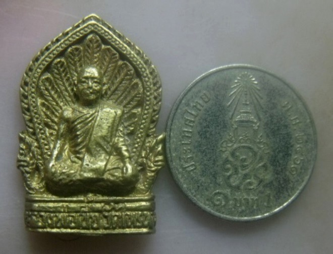 **วัดใจ**เหรียญหล่อหลวงพ่อเบี้ย วัดไทรทอง จ เพชรบุรี ที่ระลึกงานยกช่อฟ้า ปี ๒๕๓๘**สวยๆ