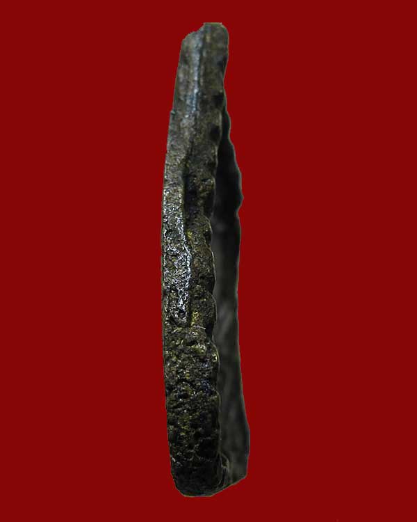 เหรียญหล่อสุดหายาก หลวงพ่อกึ๋น วัดดอนยานนาวา กทม. ปางไสยาสน์ ปี 2484