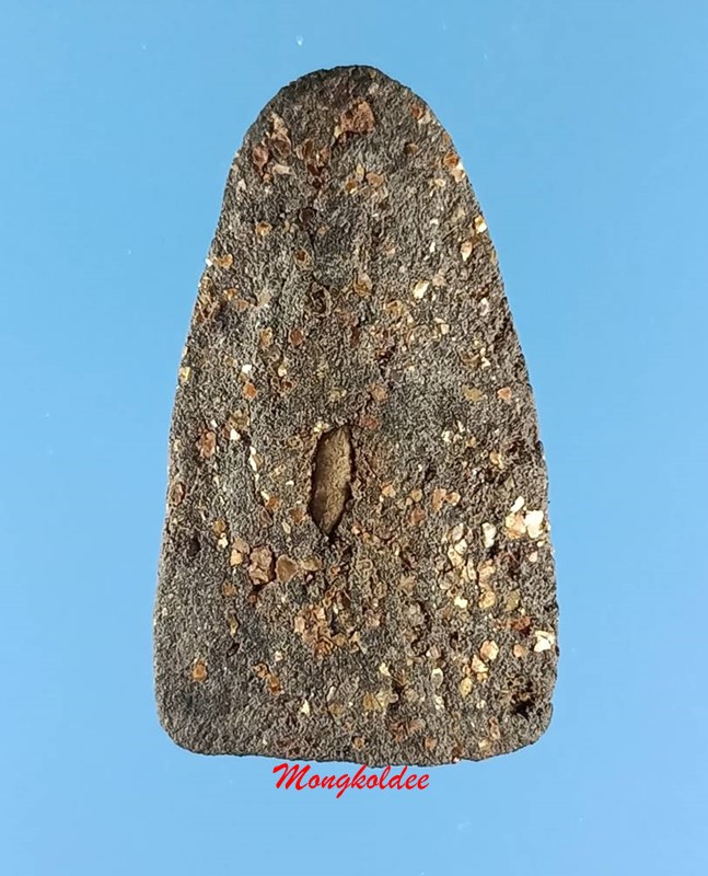 หลวงปู่ทวด รุ่นปาฏิหาริย์ ปี49 พระอาจารย์ไพโรจน์ วัดห้วยมงคล เนื้อว่านลายสีดำ ฝังข้าวสารหิน No.A