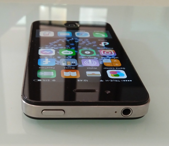 iPhone4s สีดำ 16GB ศูนย์ไทย โมเดลTH ไม่ติดล็อด รีเซ็ทได้ สภาพนางฟ้า