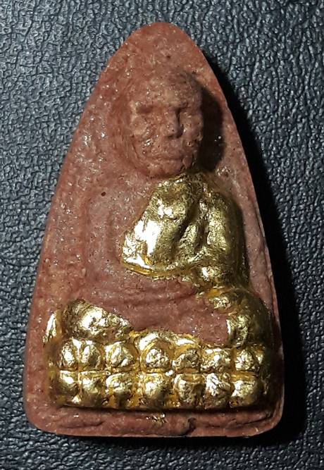 พระหลวงพ่อทวดพิมพ์ใหญ่-หลังพระราหู ปิดทอง วัดห้วยมงคลพิธีใหญ่ รุ่นปาฎิหาริย์ วัดห้วยมงคล 2549  #4