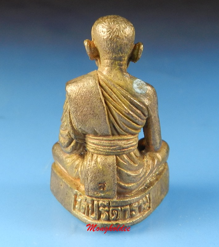 รูปหล่อ รุ่นเสาร์ 5 หลวงพ่อไสว วัดปรีดาราม จ.นครปฐม ปี39 เนื้อทองแดง 