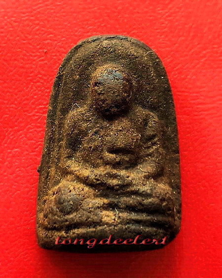 พระหลวงพ่อทวดเนื้อว่าน ปี 2502 หลวงพ่อเล็ก วัดเขาดิน จ.กาญจนบุรี สวยมากค่ะ