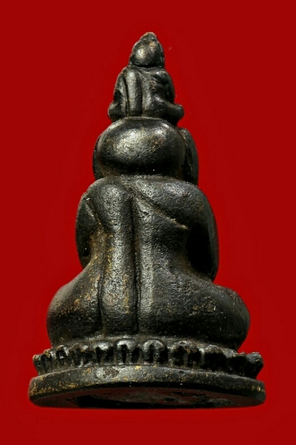 พระปิดตา ปางซ่อนหา